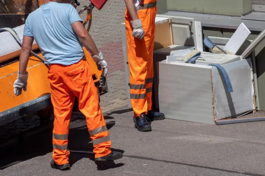 What To Expect From Trash Removal Providers in Glendora, CA What To Expect From Trash Removal Providers in Glendora, CA